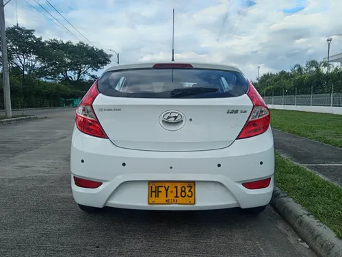 Hyundai Accent 1.6l 5 p