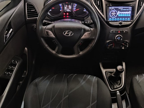 Hyundai HB20 HB20 1.0 COMFORT PLUS 12V FLEX 4P MANUAL
