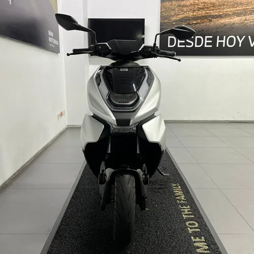 Cf Moto Zeeho Ae8+
