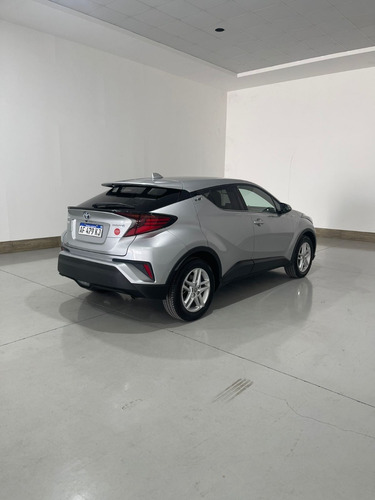 Imagen 7 de 12 de Toyota C-hr Hv 1.8 Ecvt 2022
