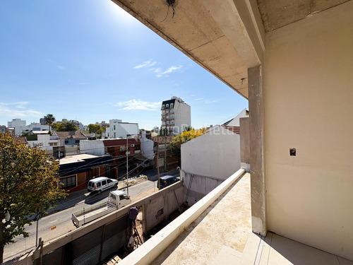 Venta Departamento 2 Ambientes En Ramos Mejia (1ºd)
