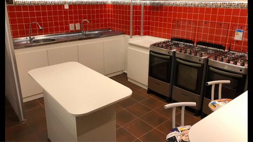 Residencia Estudiantil Femenina Habitación Individual
