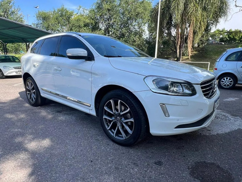 Volvo XC60 2.0 T5 High Plus 240cv At
