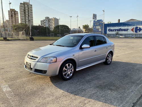 Chevrolet Astra Gls 2.0 8v Nafta