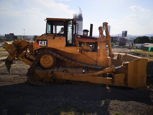 Imagen 3 de 14 de 30) Topador Frontal / Tractor Sobre Orugas Cat D8l