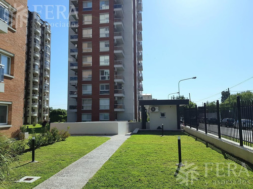 A Estrenar!! Venta De Departamento 3 Ambientes, Piscina, Sum, Parrillas En Bernal