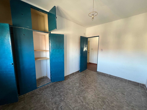 Imagen 6 de 14 de Alquiler De Departamento En Primer Piso