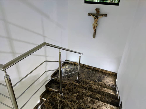 Imagen 17 de 20 de Leal Pérez Vende Casa Tipo Villa De 2niveles Las Chimeneas, Residencias Aragon Totalmente Amoblada Y Equipada