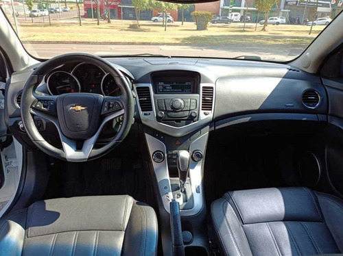 Imagem 14 de 15 de Chevrolet Cruze Lt Nb 2014