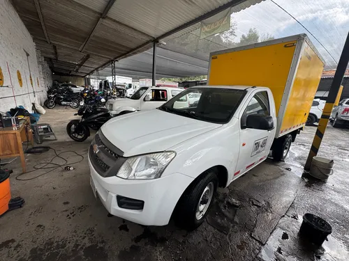 Chevrolet Luv Dimax 2015 4x2 Disel Furgón Dmax