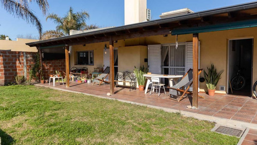 Imagen 16 de 16 de Casa Con Pileta Cerca Del Centro De Lobos A La Venta