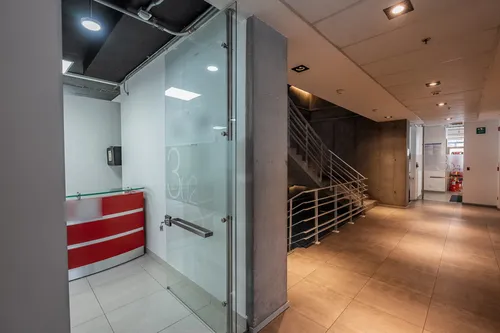 Oficina En Arriendo/venta En Chico Norte. Cod A1094083