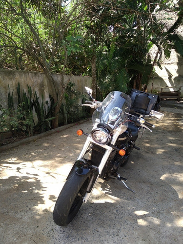 Suzuki Boulevard M800