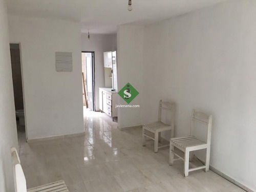 Venta Y Alquiler De Apartamento En Brio San Fernando, 2 Dormitorios, Baño, Cerca De Todo.- Ref: 168275