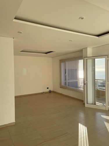 Imagen 2 de 17 de Oportunidad! 4 Ambientes De Excelente Nivel Vista Al Mar.