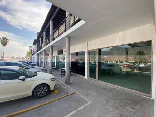 Renta Local Comercial Palmares Norte En Monterrey