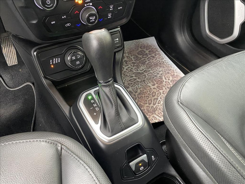 Imagem 6 de 8 de Renegade 2.0 16v Turbo Diesel Longitude 4p 4x4 Automático
