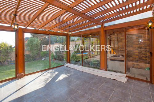 Casa En Venta San Carlos De Apoquindo/ U. Andes