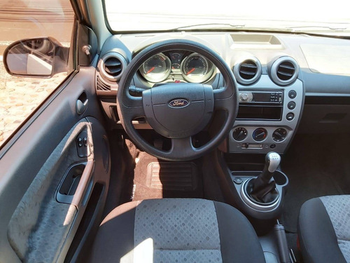 Ford Fiesta 1.6 Rocam Hatch 8v Flex 4p Manual
