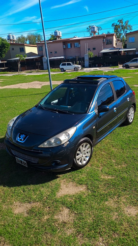 Peugeot 207 1.6 Xt