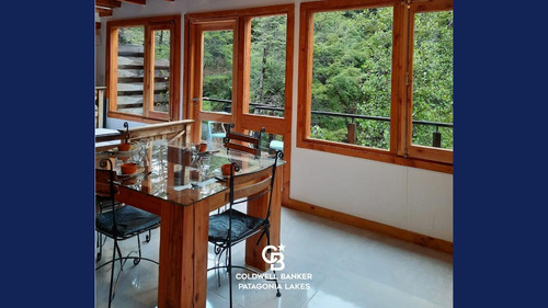 Venta Propiedad De 4 Uf Con Arroyo En Lote 1300 M2 Lolog 1945 B° Epulafquen Villa La Angostura