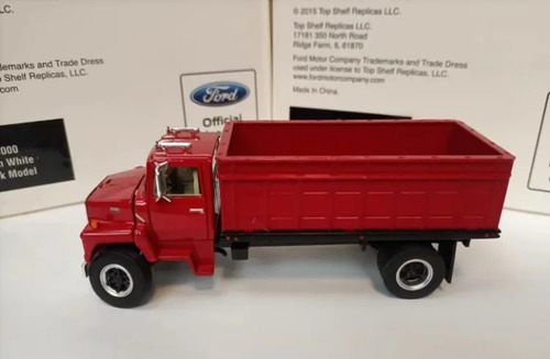 Camion Ford L900 Escala 1:64 1/64 Edicion De Coleccion