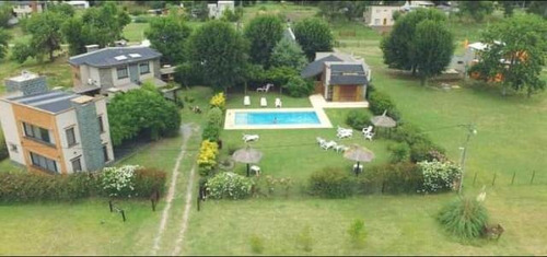 Venta Complejo De Cabañas En Chascomus