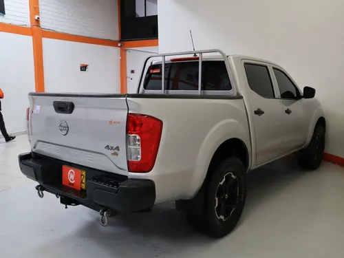 Nissan Frontier XE DSL 2.3 AT TD 6AB 4X4
