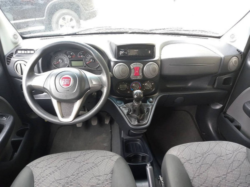 Imagem 9 de 9 de Fiat Doblò 1.8 Mpi Essence 7l 16v Flex 4p Manual