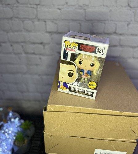 Funko Pop Eleven Once With Eggos 421 Stranger Things Chase (Usado)