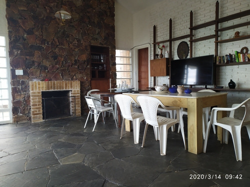Chalet Espectacular Frente Al Mar ,temporada 2020_ 2021