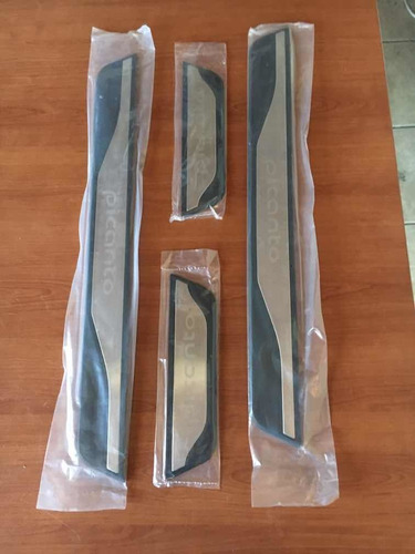 Imagen 2 de 4 de Baguetas Para Auto Kia Picanto Nuevas
