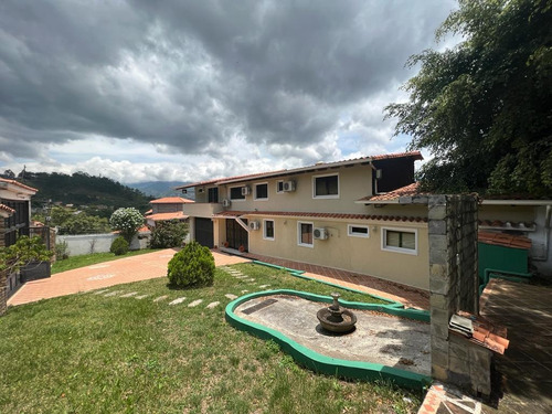 En Venta: Hermosa Casa Con Acabados De Primera, 580mts2 Construccion, Boca De Caneyes, Tachira.