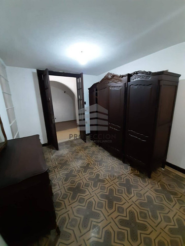 Imagen 12 de 12 de Gran Apartamento Estilo Casa En Aguada