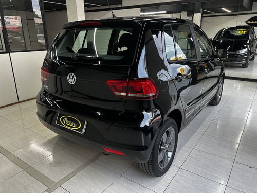 Volkswagen Fox 1.6 MSI TOTAL FLEX CONNECT 4P MANUAL