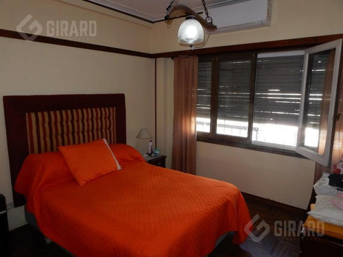 Imagen 5 de 27 de Venta, Semipiso De 4 Amb. Zona Centro.