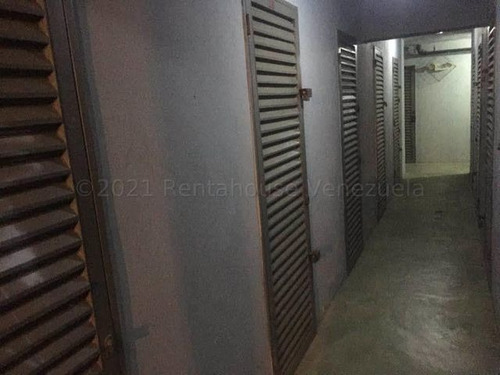 Imagen 9 de 10 de Apartamento En Venta La Candelaria / Cod. Flex: 21-14487