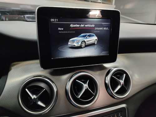 Imagen 12 de 15 de Mercedes Benz Gla 200 Urban 2017