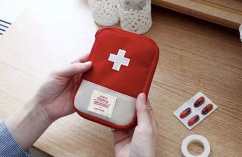 Estuche Botiquin De Viajero Primeros Auxilios First Aid Case