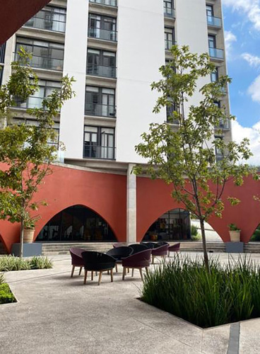 Excelente Departamento En Renta De 2 Recámaras En Classiqa Chapalita Con Aire Acondicionado, Amenidades, Alberca Climatizada, Gimnacio, Area De Juegos Infantiles, Vigilancia Las 24 Horas