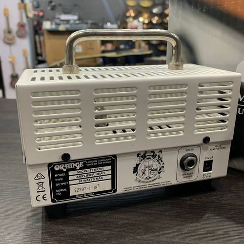 Cabezal amplificador de guitarra Micro Terror naranja, color blanco