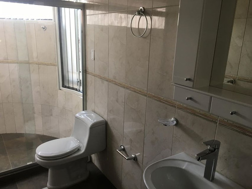 Imagen 12 de 17 de Apartamento Amplio En Alquiler En San Roman Gg 21-18907
