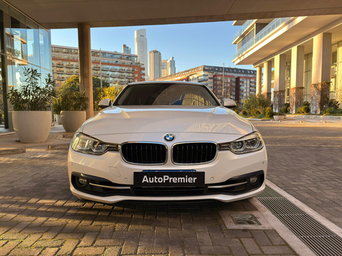 BMW Serie 3 3.0 330i Sedan Sport Line