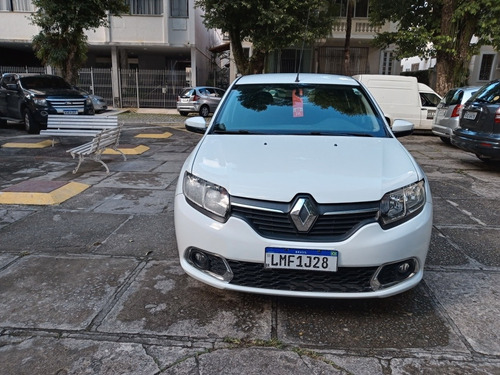 Renault Sandero 2015 1.6 Dynamique Hi-power Easy-r 5p