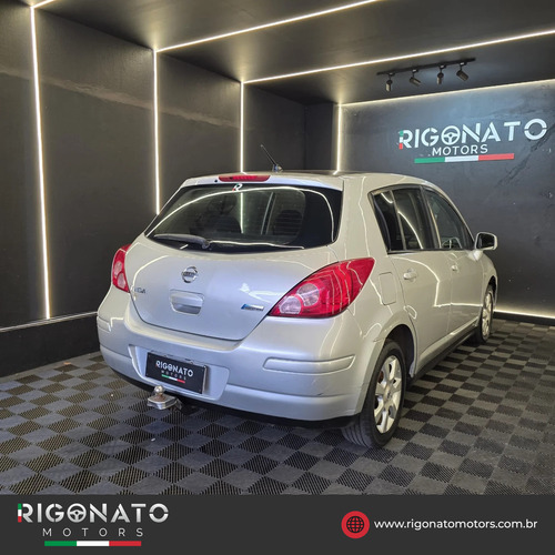 Nissan Tiida 1.8 S 16V FLEX 4P MANUAL