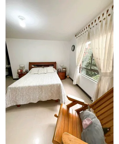 Apartamento En Venta En Conquistadores Piso Intermedio