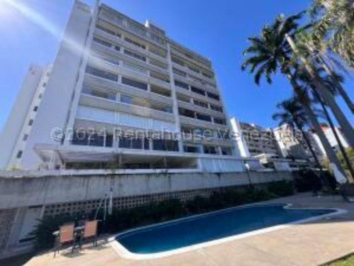  #24-15512  Espectacular Apartamento En Lomas De San Roman 