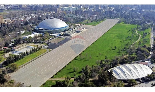 Locales Comerciales Con Público Cautivo