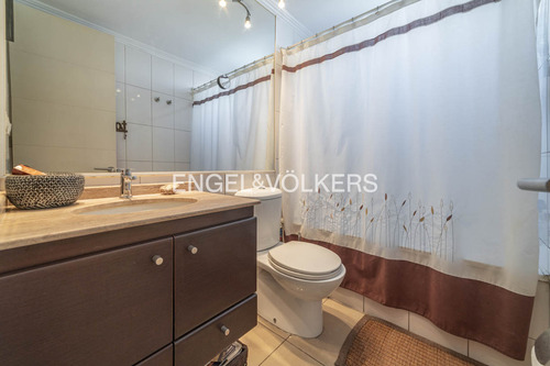 Vende Departamento 3d / Metro Monseñor Eyzaguirre