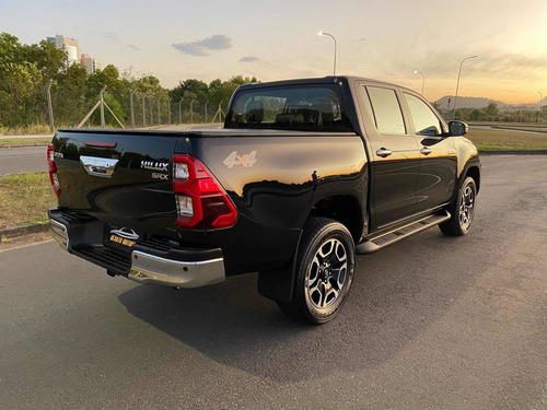 Imagem 3 de 15 de Toyota Hilux 2021 2.8 Tdi Srx Cab. Dupla 4x4 Aut. 4p 204 Hp
